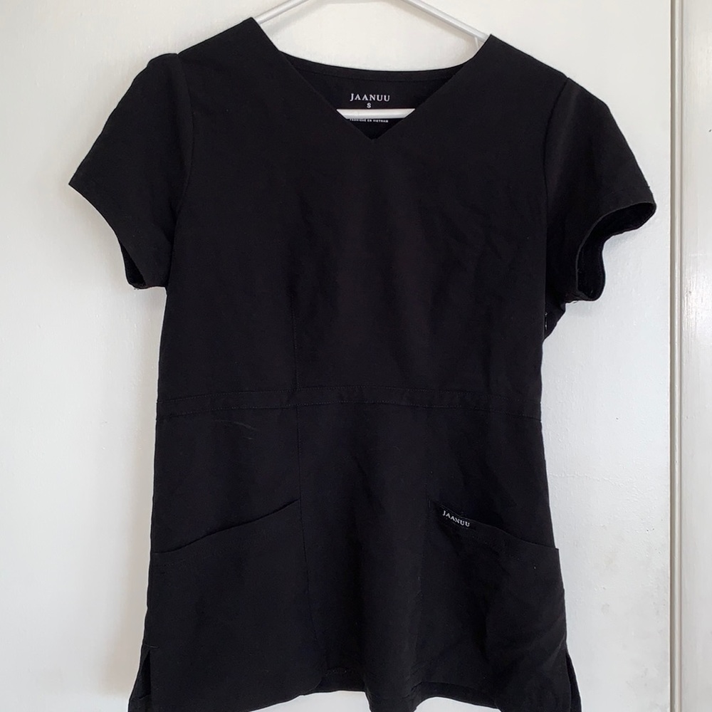 JAANUU black peplum scrub top